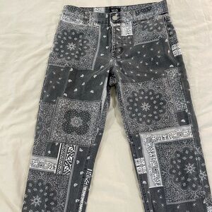 Paisley Relaxed pants.